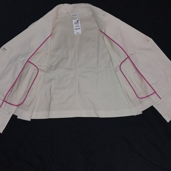 New with tags. ON.34th women's cropped Jacket Size L - Picture 3 of 6